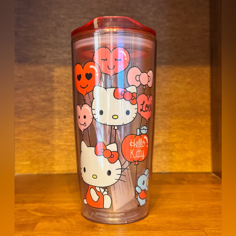 Hello Kitty Sanrio Red and Pink Hearts Bows Travel Tumbler Water Bottle BNWT